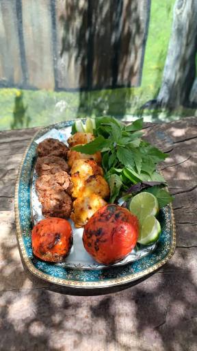 عکس کافه رستوران باغ راز