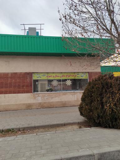 عکس بازارچه شهرداری دریاچه چیتگر