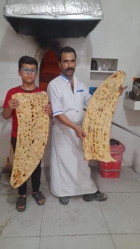 عکس نانوایی سنگک شاطرنظر