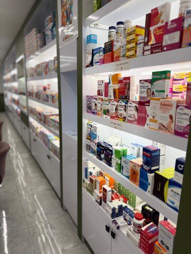 عکس داروخانه دکتر نگین انصاری-سینارضایی