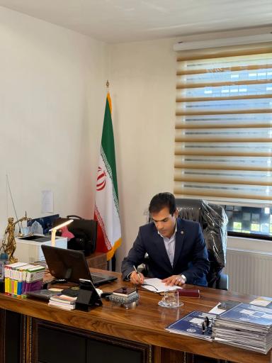 عکس دفتر وکالت علی بیطالی وکیل پایه یک دادگستری
