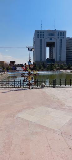 عکس میدان مشاهیر