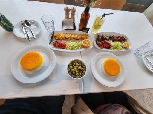 عکس هتل گیلاریا