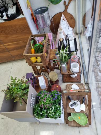 عکس فروشگاه خونه رنگی