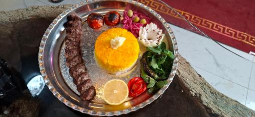 رستوران و غذای آماده پینار بانو