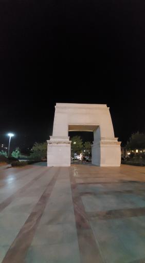 عکس میدان مشاهیر