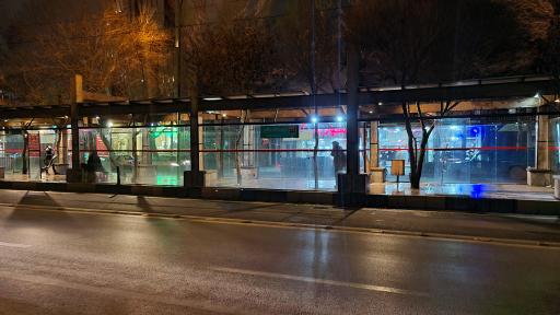 عکس ایستگاه اتوبوس تالار