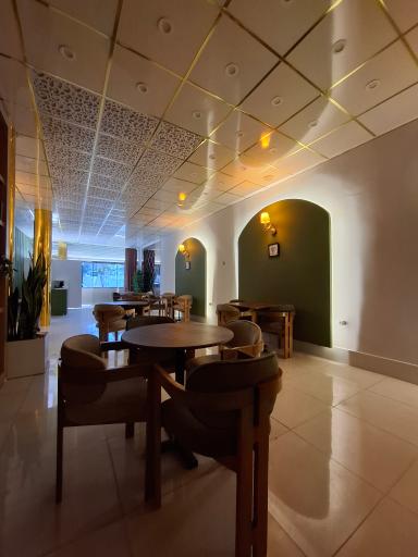 پاتوق مهنوش