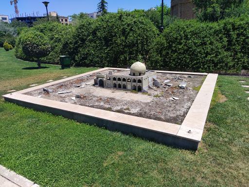 عکس بوستان مینیاتوری