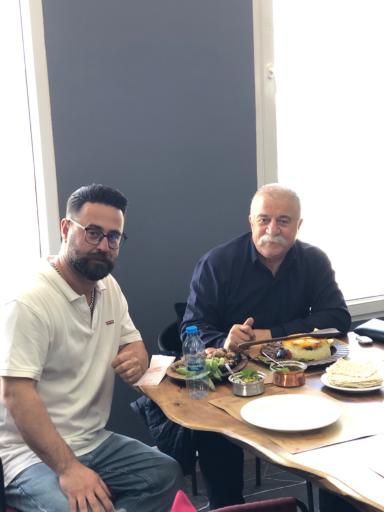 عکس رستوران شکم‌ پر