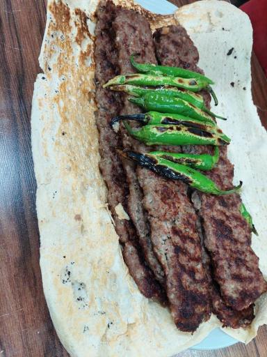 عکس کباب ساطوری تک بناب قلعه میر