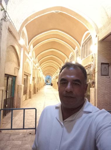 عکس برج بازار نو