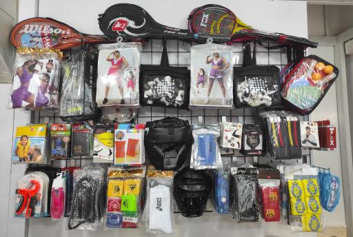 عکس فروشگاه لوازم ورزشی دربی استار