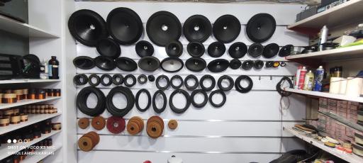 عکس تعمیرات لوازم صوتی شکاریان