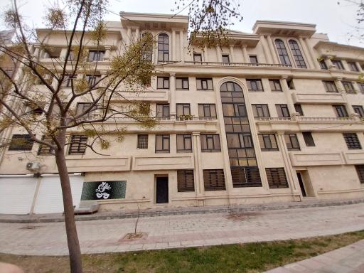 عکس ساختمان رویال پارک