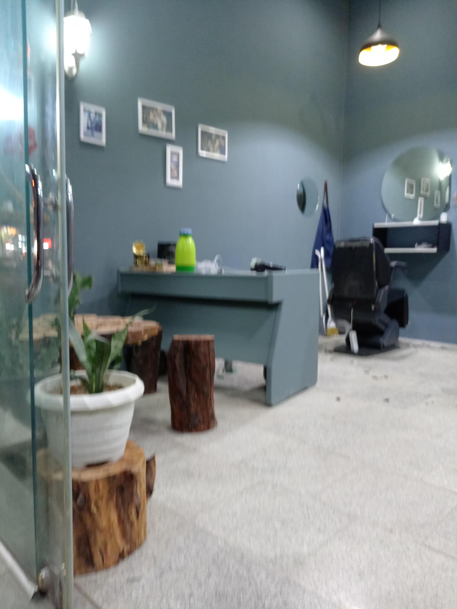 عکس سالن پیرایش یوسف