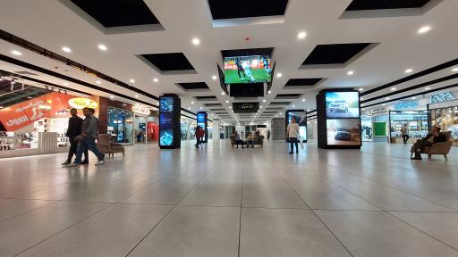 عکس مجتمع تجاری تفریحی اوریاد