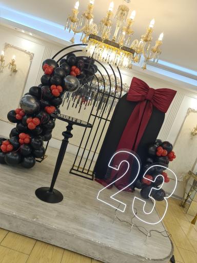 عکس تالار رستوران قائم