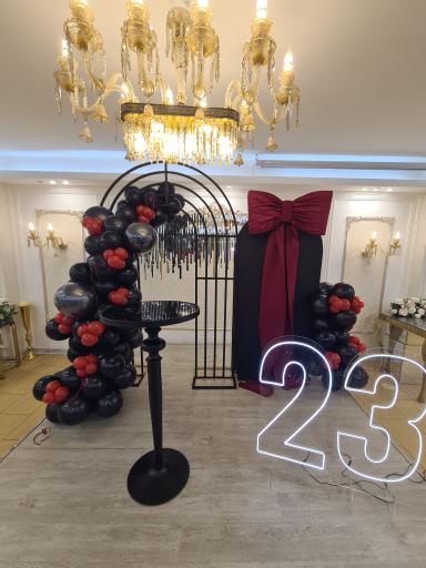 عکس تالار رستوران قائم