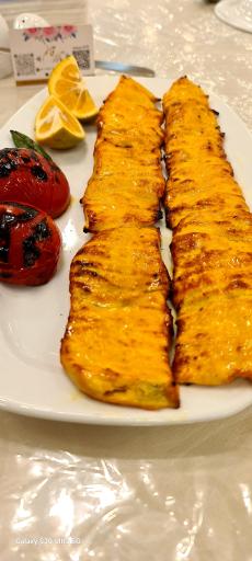 عکس تالار رستوران قائم