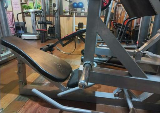 عکس باشگاه ورزشی ونک