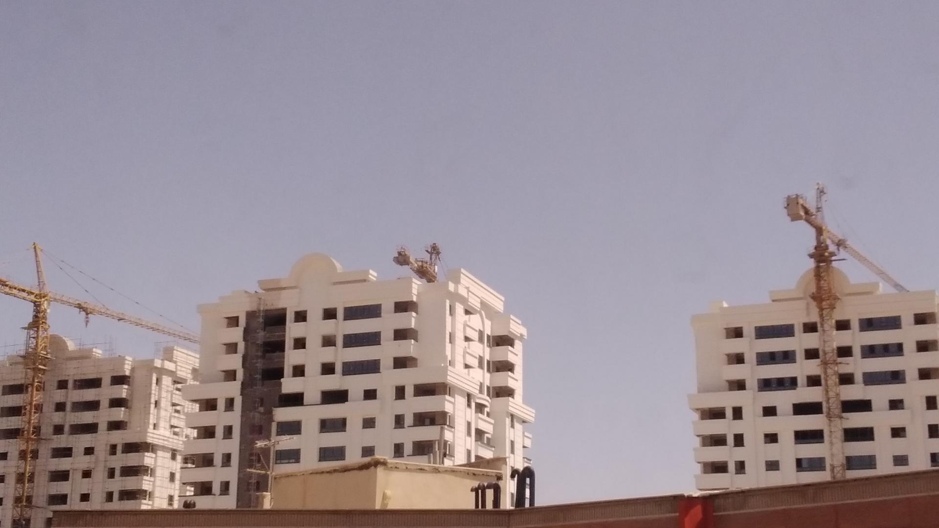 عکس برج های افق جوان 