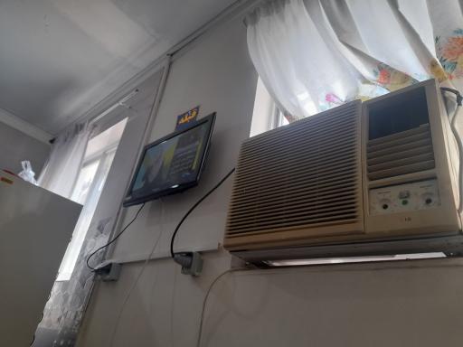 عکس پلاژ وزارت امور اقتصادی و دارایی