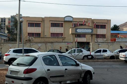 عکس دبیرستان دکتر طباطبایی