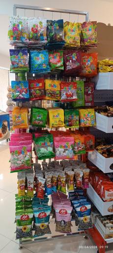 عکس سوپر مارکت محله