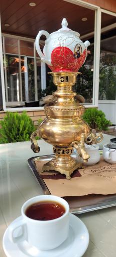 عکس باغ رستوران آویشن