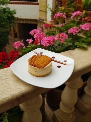 کافه شمعدونی