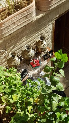 کافه شمعدونی