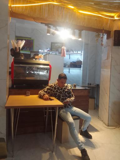 عکس کافه موری 