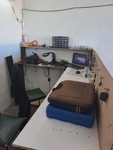 عکس تعمیرگاه دکتر ماشین