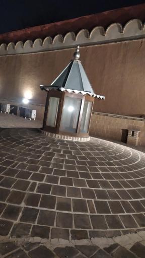 عکس مدرسه علمیه حکیم هاشم