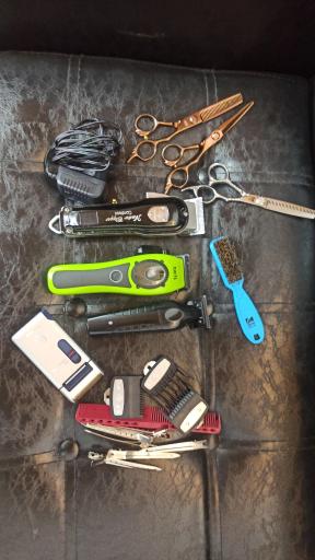 عکس سالن مردانه آرش هیرکات