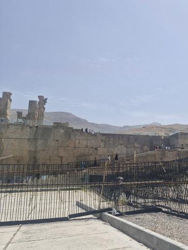 عکس دروازه ملل