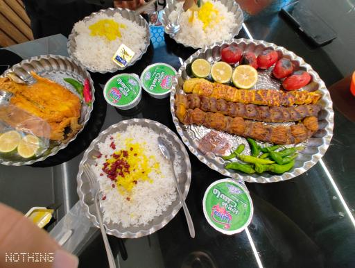 عکس تهیه غذا و آشپزخانه لاجوردی