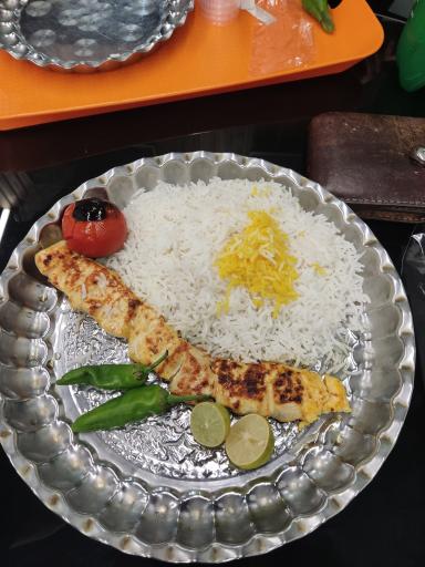 عکس تهیه غذا و آشپزخانه لاجوردی