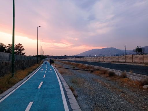 عکس پیست دوچرخه سواری چیتگر