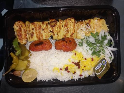 عکس تهیه غذای جلفا