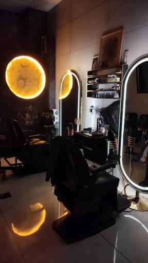 عکس پیرایش افرا 