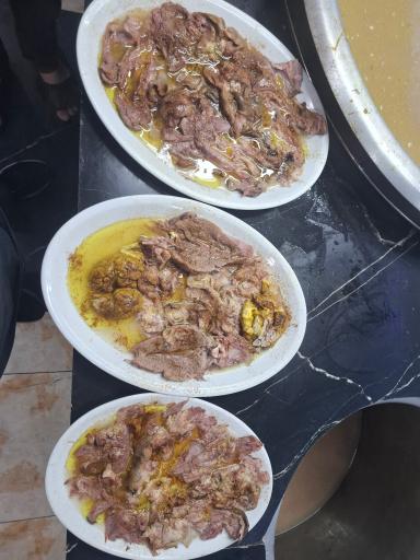 عکس طباخی بره کوهی