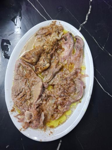 عکس طباخی بره کوهی