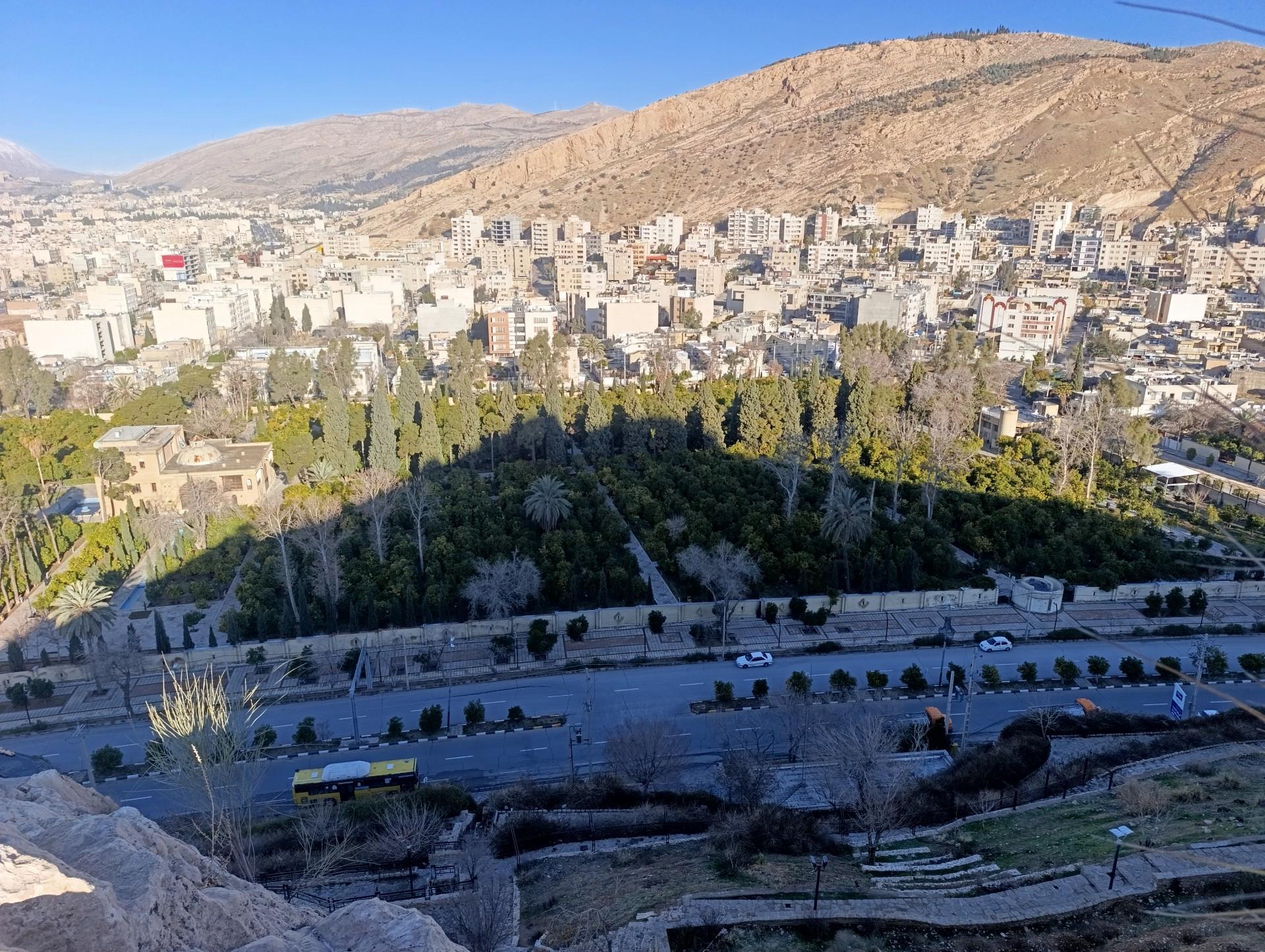 عکس ورودی باغ دلگشا