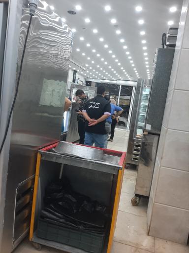 عکس سوپرگوشت و مرغ شایان