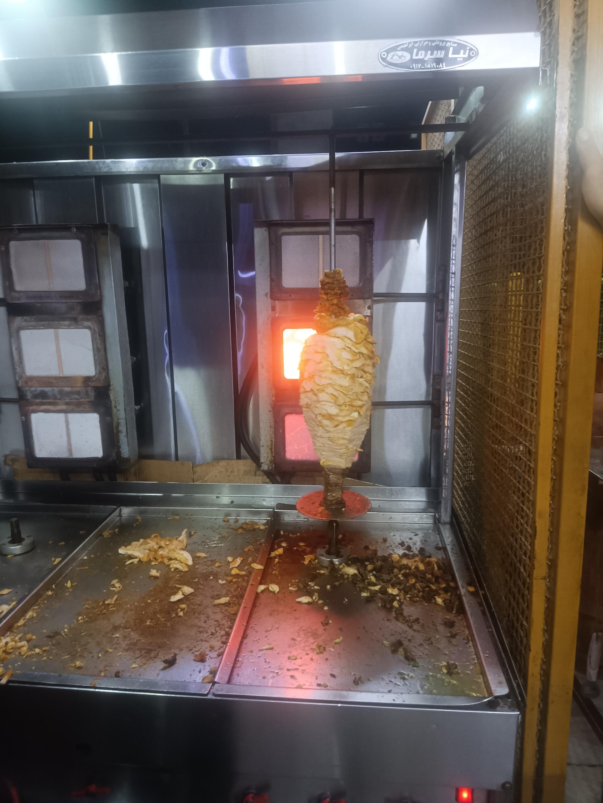 عکس شاورما محمود