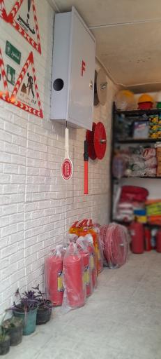 عکس کالای ایمنی و آتش نشانی ایمنگاه