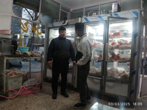 عکس عمده فروشی مرغ آرین