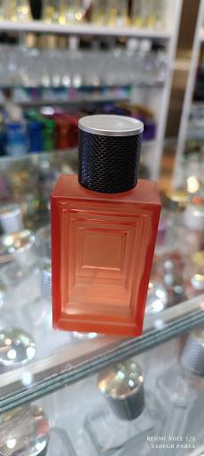 عکس عطر اطلس